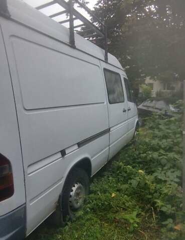 Белый Мерседес Sprinter, объемом двигателя 2.87 л и пробегом 480 тыс. км за 5300 $, фото 1 на Automoto.ua