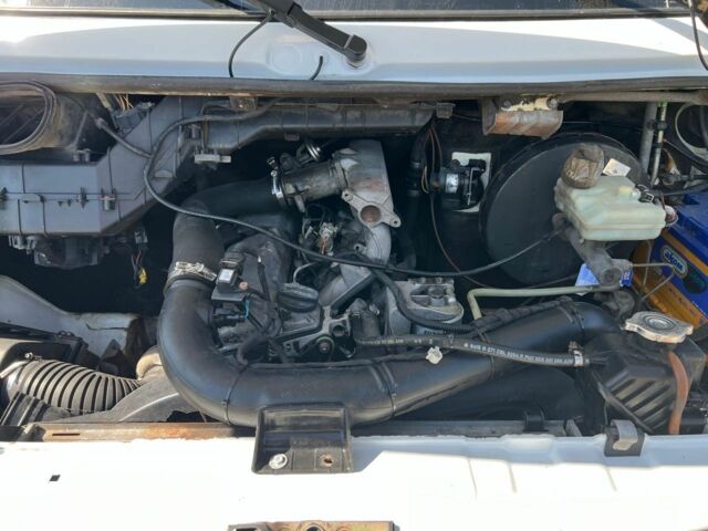 Белый Мерседес Sprinter, объемом двигателя 2.9 л и пробегом 600 тыс. км за 2000 $, фото 7 на Automoto.ua