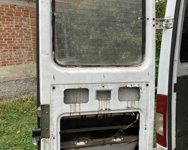 Білий Мерседес Sprinter, об'ємом двигуна 0 л та пробігом 450 тис. км за 4500 $, фото 14 на Automoto.ua