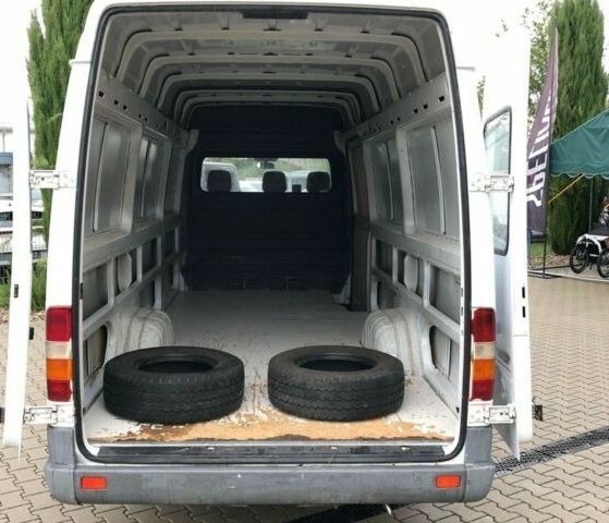 Белый Мерседес Sprinter, объемом двигателя 2.9 л и пробегом 550 тыс. км за 2800 $, фото 15 на Automoto.ua