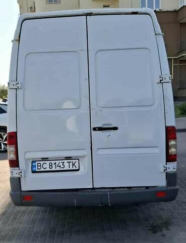 Белый Мерседес Sprinter, объемом двигателя 2.9 л и пробегом 500 тыс. км за 5200 $, фото 3 на Automoto.ua