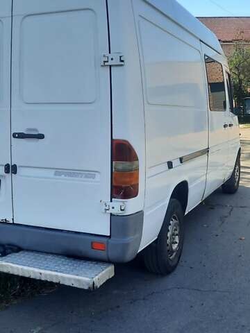 Білий Мерседес Sprinter, об'ємом двигуна 2.87 л та пробігом 380 тис. км за 4999 $, фото 2 на Automoto.ua