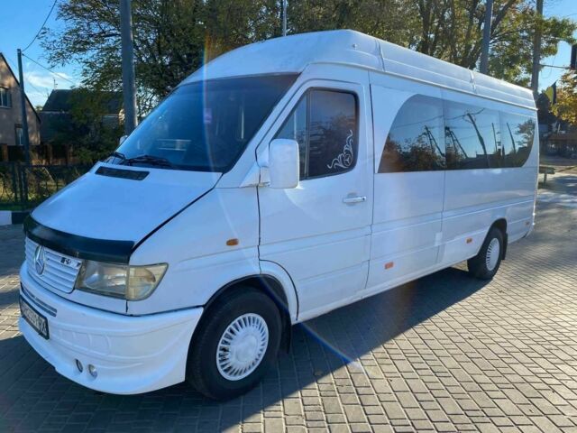 Белый Мерседес Sprinter, объемом двигателя 2.9 л и пробегом 100 тыс. км за 7300 $, фото 8 на Automoto.ua