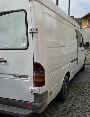 Білий Мерседес Sprinter, об'ємом двигуна 2.9 л та пробігом 710 тис. км за 8000 $, фото 6 на Automoto.ua