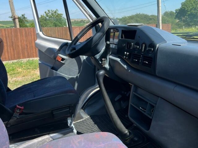 Белый Мерседес Sprinter, объемом двигателя 2.9 л и пробегом 600 тыс. км за 2000 $, фото 2 на Automoto.ua