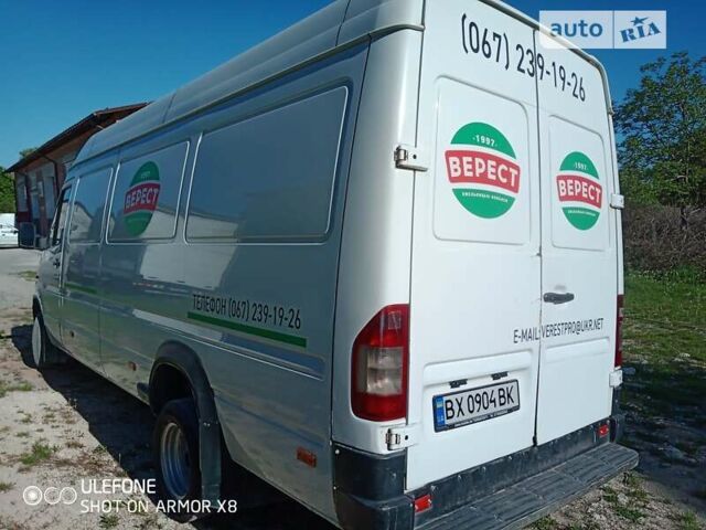 Белый Мерседес Sprinter, объемом двигателя 2.87 л и пробегом 500 тыс. км за 12500 $, фото 4 на Automoto.ua