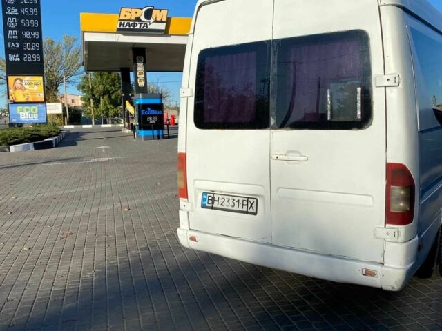 Белый Мерседес Sprinter, объемом двигателя 2.9 л и пробегом 100 тыс. км за 7300 $, фото 5 на Automoto.ua