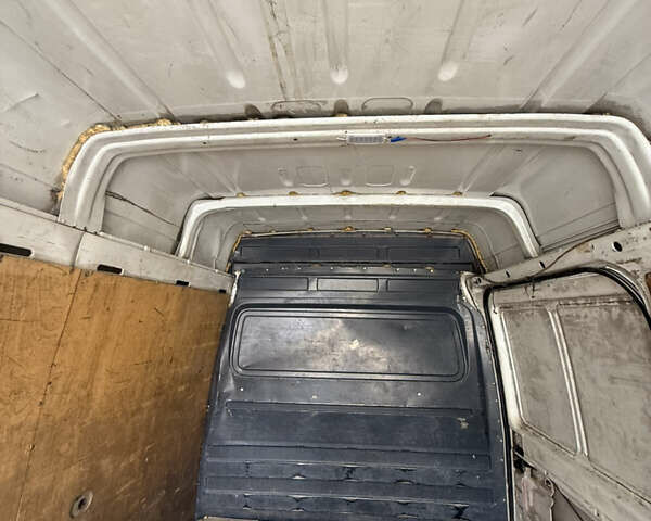 Білий Мерседес Sprinter, об'ємом двигуна 2.9 л та пробігом 560 тис. км за 3499 $, фото 17 на Automoto.ua