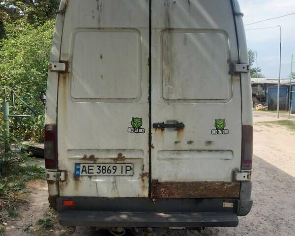 Белый Мерседес Sprinter, объемом двигателя 2.87 л и пробегом 700 тыс. км за 3200 $, фото 11 на Automoto.ua