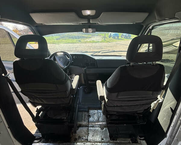 Білий Мерседес Sprinter, об'ємом двигуна 2.87 л та пробігом 670 тис. км за 5700 $, фото 12 на Automoto.ua