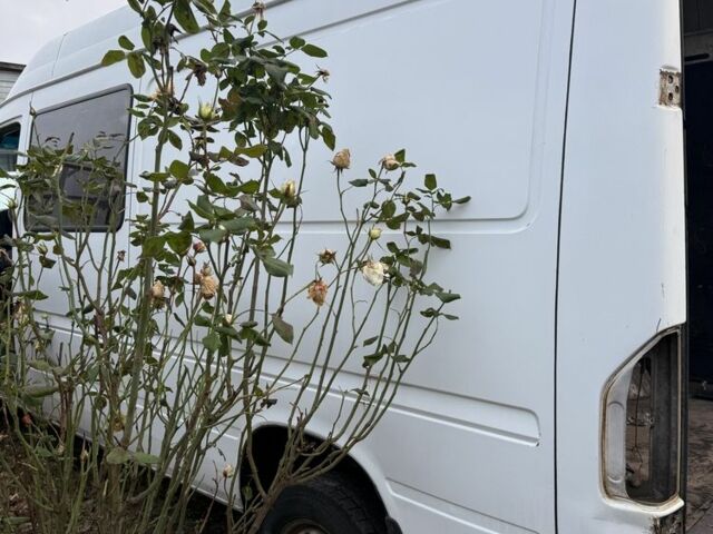 Белый Мерседес Sprinter, объемом двигателя 2.9 л и пробегом 777 тыс. км за 1500 $, фото 2 на Automoto.ua