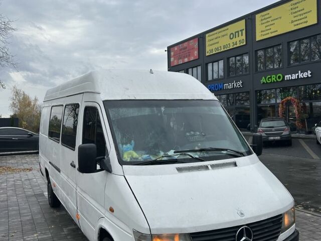 Мерседес Sprinter 1998 у Макарове на Automoto.ua Білий Мерседес Sprinter, об'ємом двигуна 2.9 л та пробігом 427 тис. км за 7500 $, фото 7 на Automoto.ua