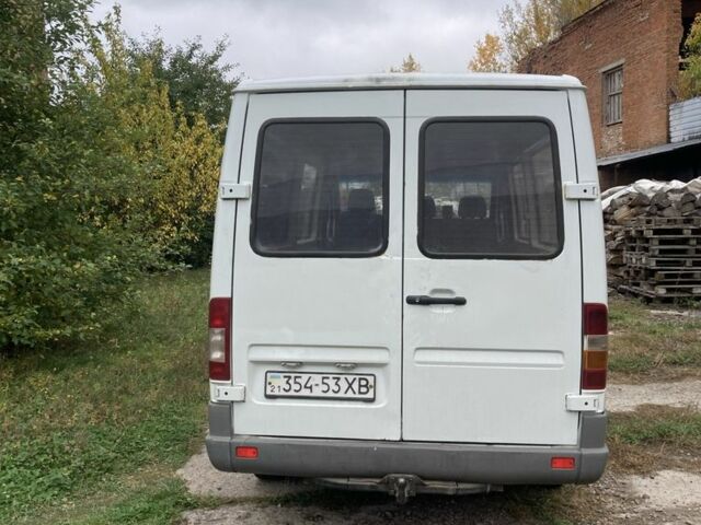 Белый Мерседес Sprinter, объемом двигателя 0 л и пробегом 400 тыс. км за 4500 $, фото 5 на Automoto.ua