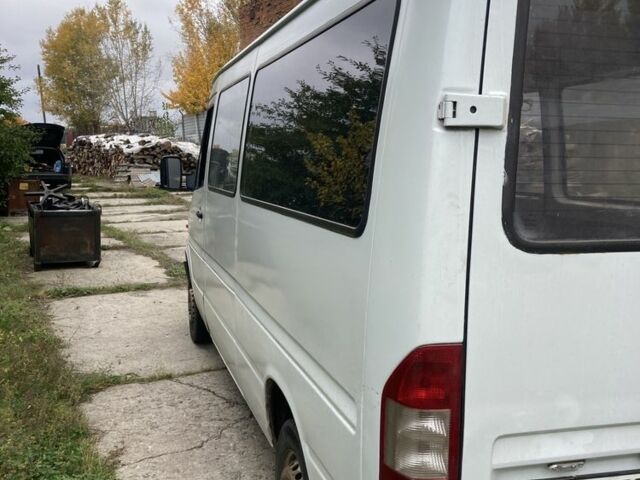 Белый Мерседес Sprinter, объемом двигателя 0 л и пробегом 400 тыс. км за 4500 $, фото 7 на Automoto.ua