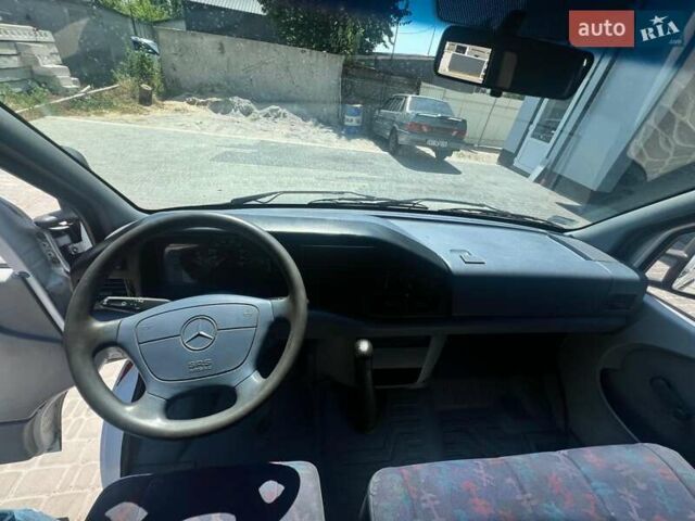 Белый Мерседес Sprinter, объемом двигателя 0 л и пробегом 650 тыс. км за 4350 $, фото 1 на Automoto.ua