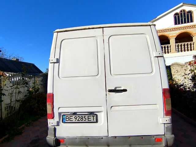 Белый Мерседес Sprinter, объемом двигателя 2.9 л и пробегом 0 тыс. км за 5200 $, фото 3 на Automoto.ua