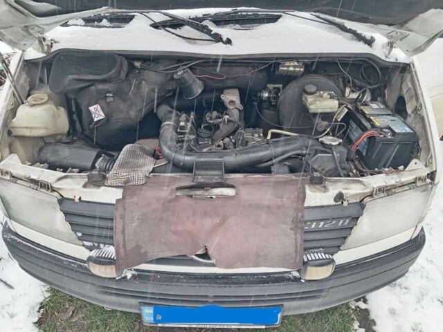 Белый Мерседес Sprinter, объемом двигателя 2.87 л и пробегом 500 тыс. км за 6000 $, фото 3 на Automoto.ua