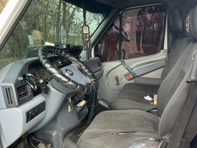Белый Мерседес Sprinter, объемом двигателя 2.9 л и пробегом 786 тыс. км за 5500 $, фото 6 на Automoto.ua
