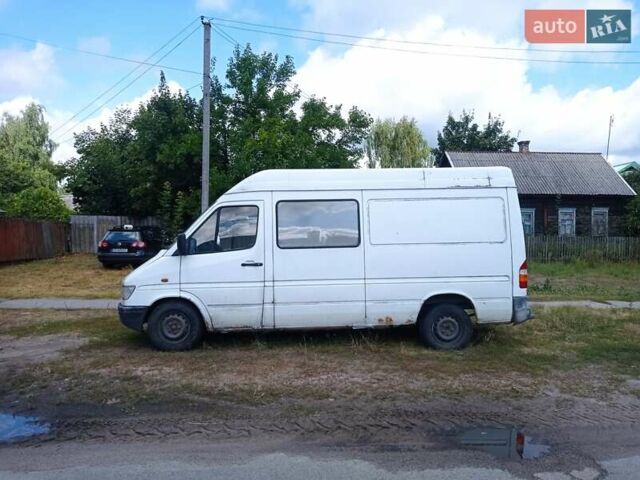 Білий Мерседес Sprinter, об'ємом двигуна 2.3 л та пробігом 641 тис. км за 3500 $, фото 2 на Automoto.ua
