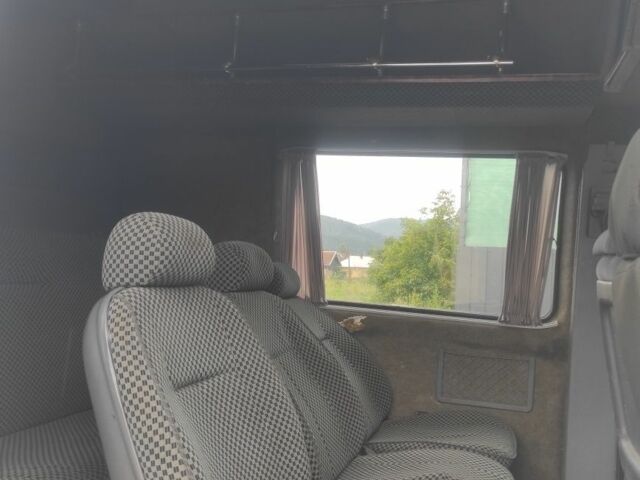 Белый Мерседес Sprinter, объемом двигателя 0 л и пробегом 360 тыс. км за 8300 $, фото 7 на Automoto.ua