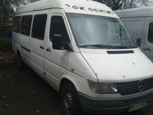 Белый Мерседес Sprinter, объемом двигателя 2.9 л и пробегом 450 тыс. км за 7000 $, фото 3 на Automoto.ua