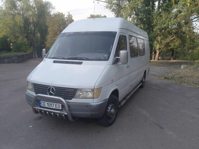 Белый Мерседес Sprinter, объемом двигателя 2.9 л и пробегом 925 тыс. км за 8000 $, фото 8 на Automoto.ua