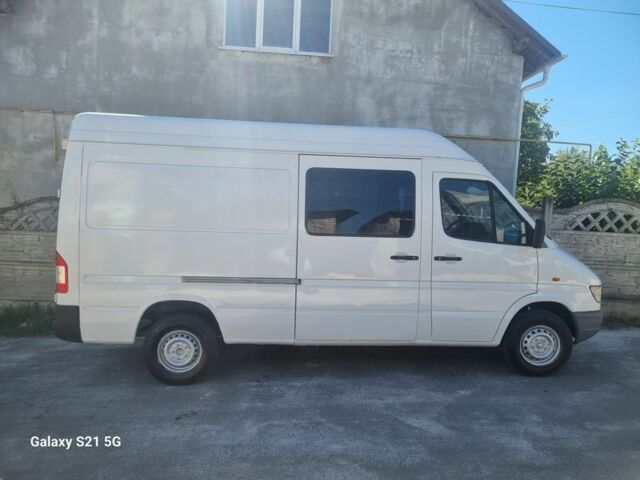 Белый Мерседес Sprinter, объемом двигателя 2.9 л и пробегом 550 тыс. км за 2600 $, фото 7 на Automoto.ua