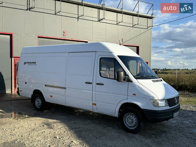 Белый Мерседес Sprinter, объемом двигателя 2.9 л и пробегом 30 тыс. км за 9699 $, фото 5 на Automoto.ua