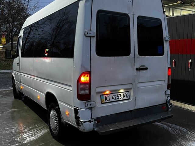 Белый Мерседес Sprinter, объемом двигателя 2.9 л и пробегом 200 тыс. км за 3500 $, фото 8 на Automoto.ua