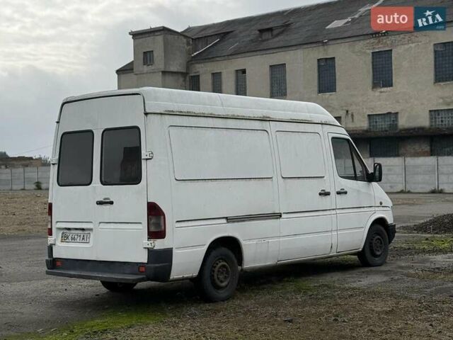 Белый Мерседес Sprinter, объемом двигателя 2.8 л и пробегом 700 тыс. км за 4200 $, фото 4 на Automoto.ua