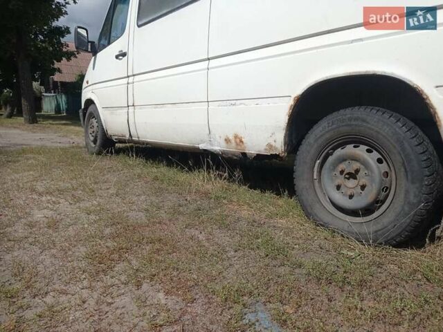 Білий Мерседес Sprinter, об'ємом двигуна 2.3 л та пробігом 641 тис. км за 3500 $, фото 6 на Automoto.ua