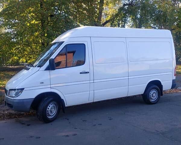 Белый Мерседес Sprinter, объемом двигателя 2.9 л и пробегом 415 тыс. км за 9500 $, фото 24 на Automoto.ua