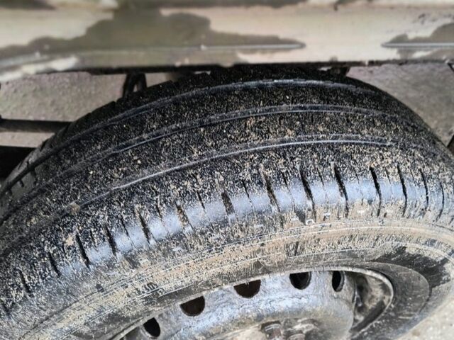 Белый Мерседес Sprinter, объемом двигателя 2.9 л и пробегом 315 тыс. км за 3300 $, фото 5 на Automoto.ua