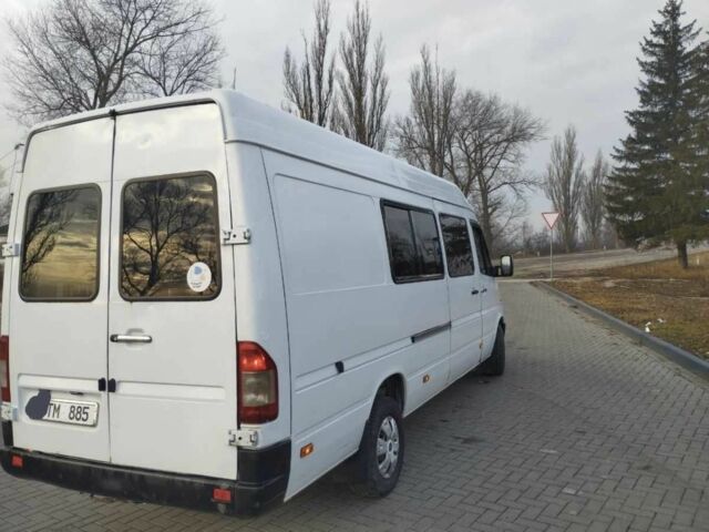 Белый Мерседес Sprinter, объемом двигателя 2.9 л и пробегом 550 тыс. км за 2600 $, фото 1 на Automoto.ua
