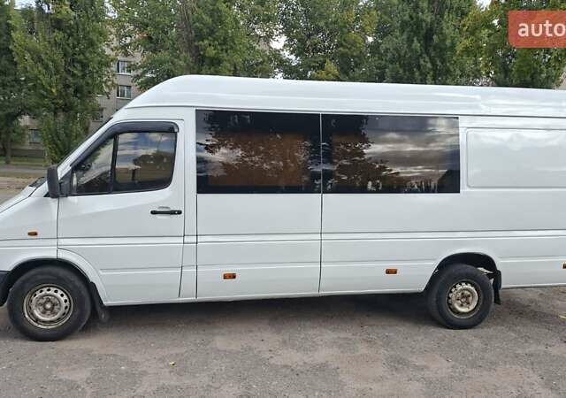 Белый Мерседес Sprinter, объемом двигателя 2.87 л и пробегом 876 тыс. км за 6800 $, фото 7 на Automoto.ua