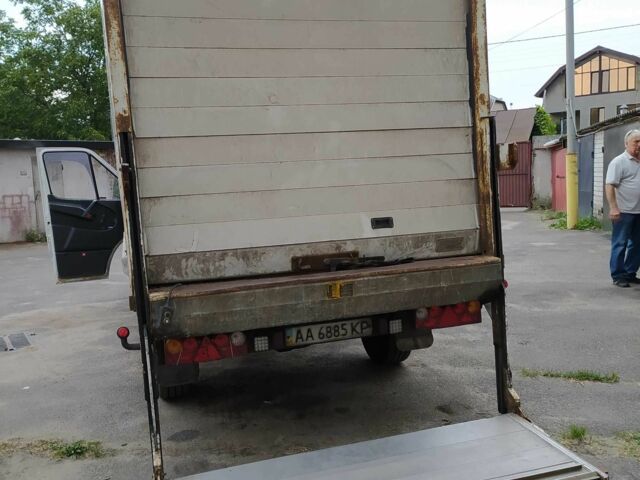 Белый Мерседес Sprinter, объемом двигателя 0 л и пробегом 640 тыс. км за 8300 $, фото 5 на Automoto.ua