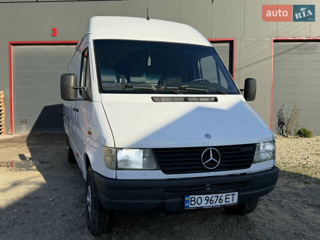 Белый Мерседес Sprinter, объемом двигателя 2.9 л и пробегом 30 тыс. км за 9699 $, фото 6 на Automoto.ua