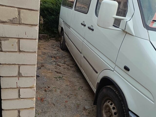 Білий Мерседес Sprinter, об'ємом двигуна 2.3 л та пробігом 350 тис. км за 5800 $, фото 1 на Automoto.ua