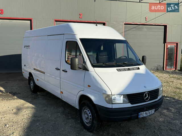 Белый Мерседес Sprinter, объемом двигателя 2.9 л и пробегом 30 тыс. км за 9699 $, фото 3 на Automoto.ua
