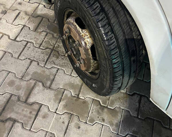 Білий Мерседес Sprinter, об'ємом двигуна 2.9 л та пробігом 750 тис. км за 9000 $, фото 11 на Automoto.ua