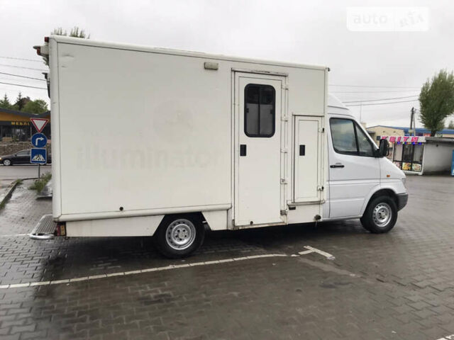 Білий Мерседес Sprinter, об'ємом двигуна 0 л та пробігом 640 тис. км за 9800 $, фото 6 на Automoto.ua