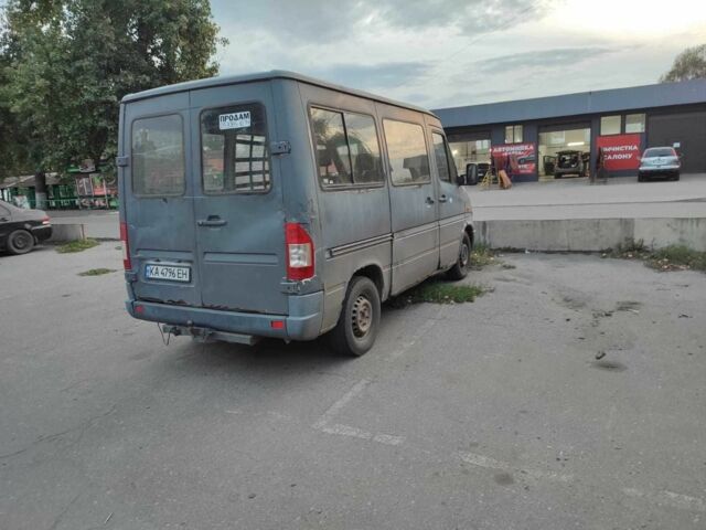 Белый Мерседес Sprinter, объемом двигателя 2.9 л и пробегом 430 тыс. км за 2306 $, фото 4 на Automoto.ua