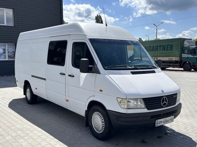 Білий Мерседес Sprinter, об'ємом двигуна 2.9 л та пробігом 500 тис. км за 8500 $, фото 2 на Automoto.ua