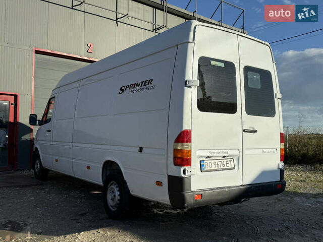 Белый Мерседес Sprinter, объемом двигателя 2.9 л и пробегом 30 тыс. км за 9699 $, фото 8 на Automoto.ua