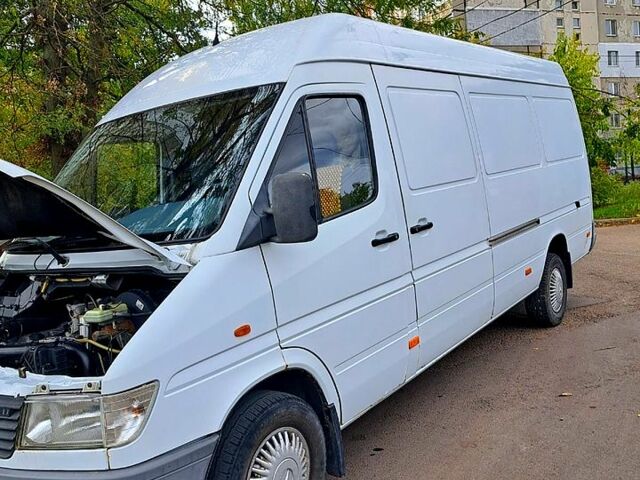 Білий Мерседес Sprinter, об'ємом двигуна 2.9 л та пробігом 509 тис. км за 16000 $, фото 2 на Automoto.ua