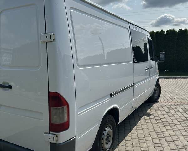 Білий Мерседес Sprinter, об'ємом двигуна 2.87 л та пробігом 507 тис. км за 8000 $, фото 5 на Automoto.ua