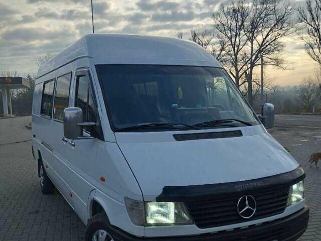 Белый Мерседес Sprinter, объемом двигателя 2.9 л и пробегом 550 тыс. км за 2600 $, фото 10 на Automoto.ua