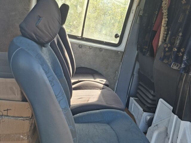 Білий Мерседес Sprinter, об'ємом двигуна 2.9 л та пробігом 850 тис. км за 7000 $, фото 6 на Automoto.ua