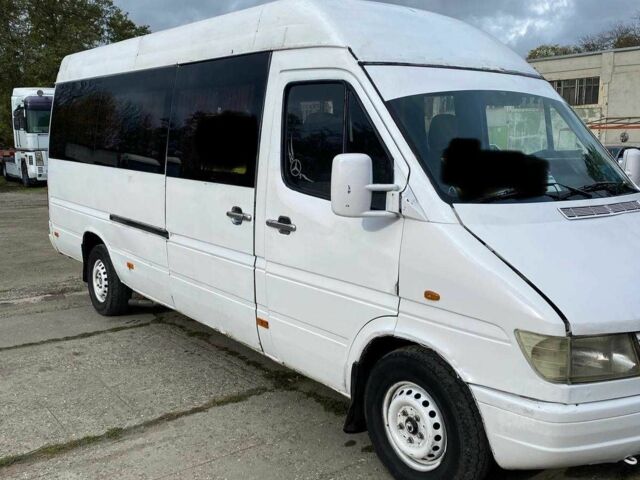 Мерседес Sprinter 1999 в Одессе на Automoto.ua Белый Мерседес Sprinter, объемом двигателя 2.9 л и пробегом 100 тыс. км за 4800 $, фото 4 на Automoto.ua