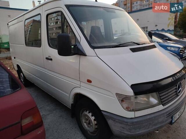 Белый Мерседес Sprinter, объемом двигателя 2.87 л и пробегом 234 тыс. км за 6500 $, фото 1 на Automoto.ua
